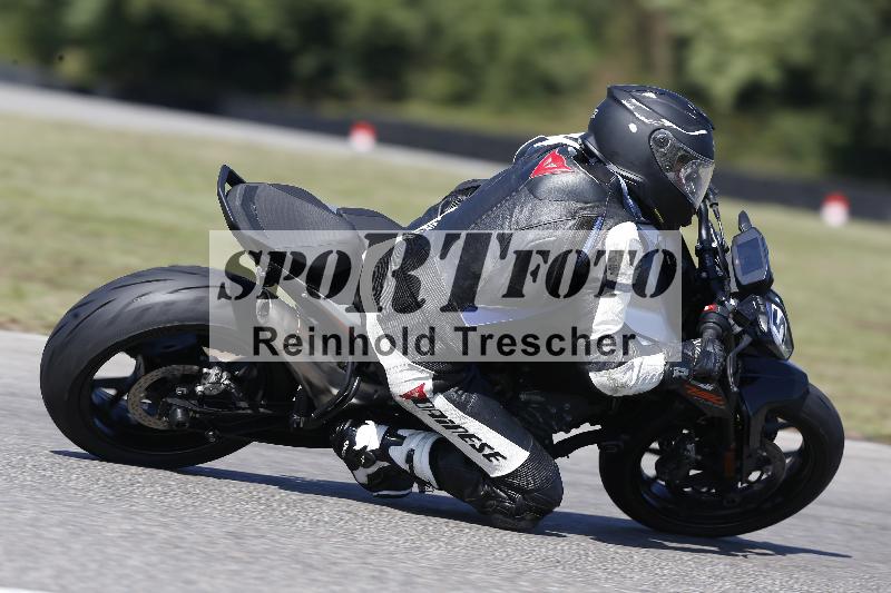 Archiv-2025/49 26.08.2025 Cornu Master School ADR/blau-bleu/50